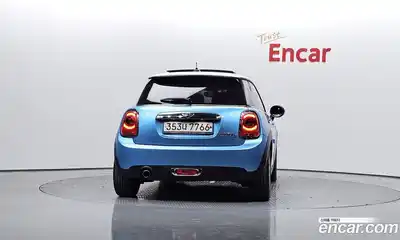 Mini Cooper 2017 1.5 Автомат в Москве № 167233, миниатюра 10