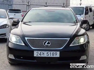 Lexus LS, 2007