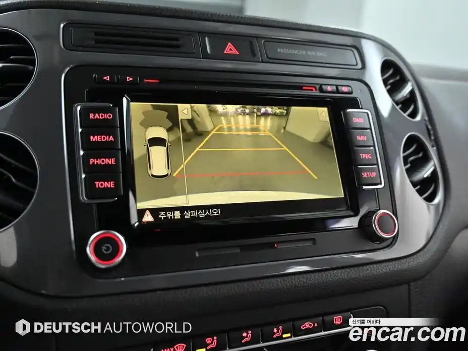 Volkswagen Tiguan 2014 2.0 Автомат в Москве № 168965, фото 15