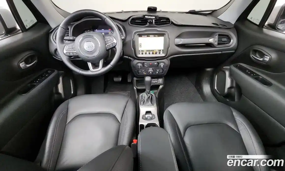 Jeep Renegade 2022 1.3 Автомат в Москве № 169407, фото 14