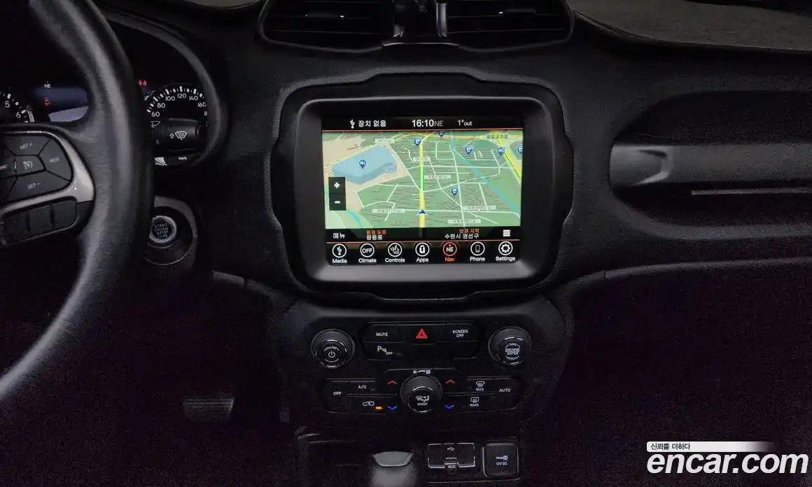 Jeep Renegade 2022 1.3 Автомат в Москве № 169407, фото 4