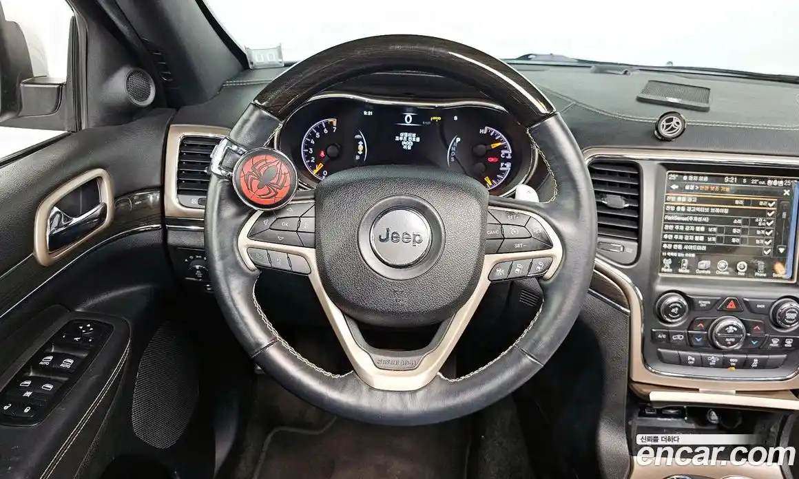 Jeep Cherokee 2015 3.6 Автомат в Москве № 169725, фото 5
