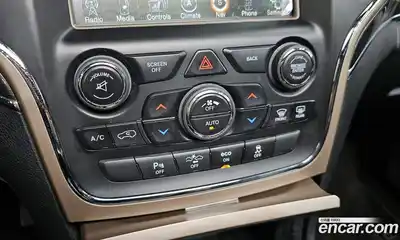 Jeep Cherokee 2015 3.6 Автомат в Москве № 169725, миниатюра 10