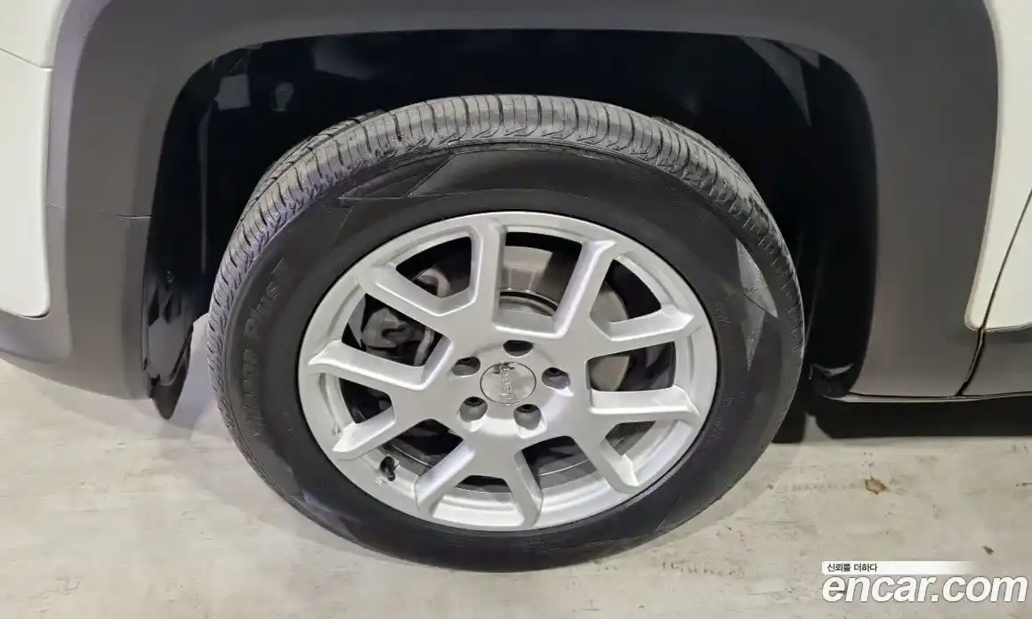 Jeep Renegade 2019 2.4 Автомат в Москве № 169973, фото 5