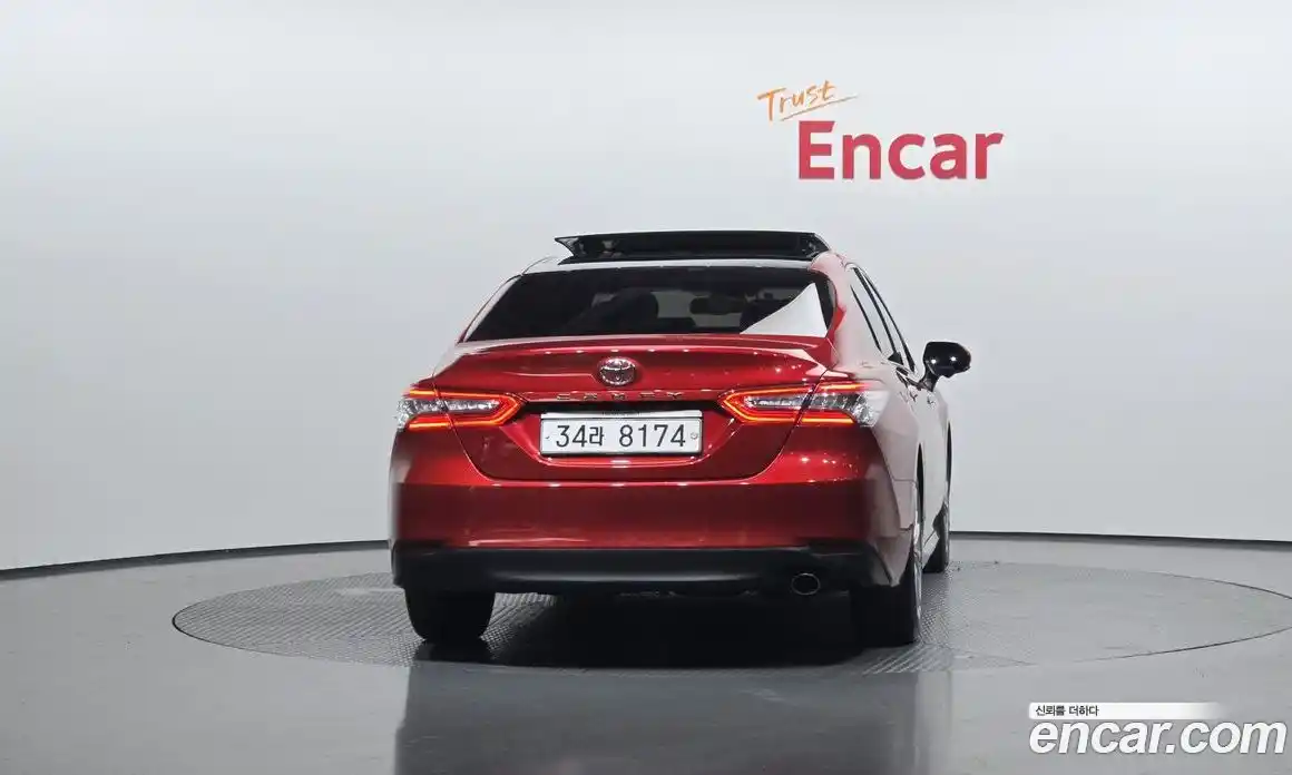 Toyota Camry 2018 2.5 Автомат в Москве № 170198, фото 18