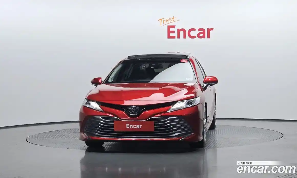 Toyota Camry 2018 2.5 Автомат в Москве № 170198, фото 5