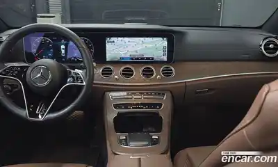 Mercedes-Benz E-Class 2023 2.0 Автомат в Москве № 173364, миниатюра 11