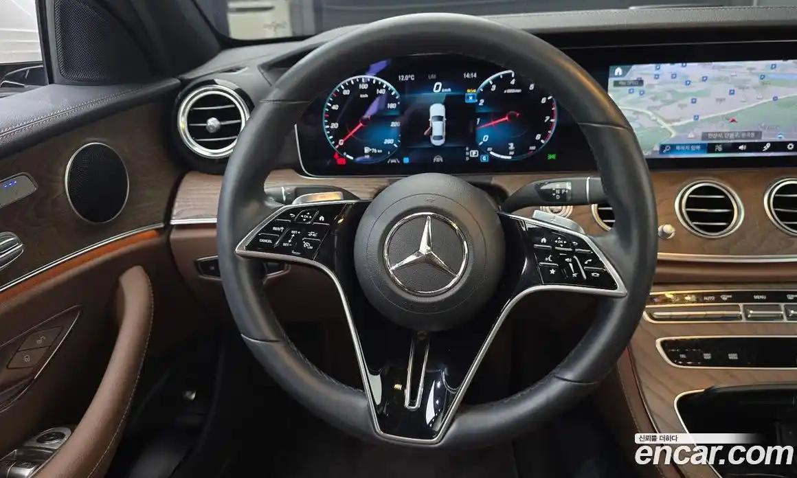 Mercedes-Benz E-Class 2023 2.0 Автомат в Москве № 173364, фото 14