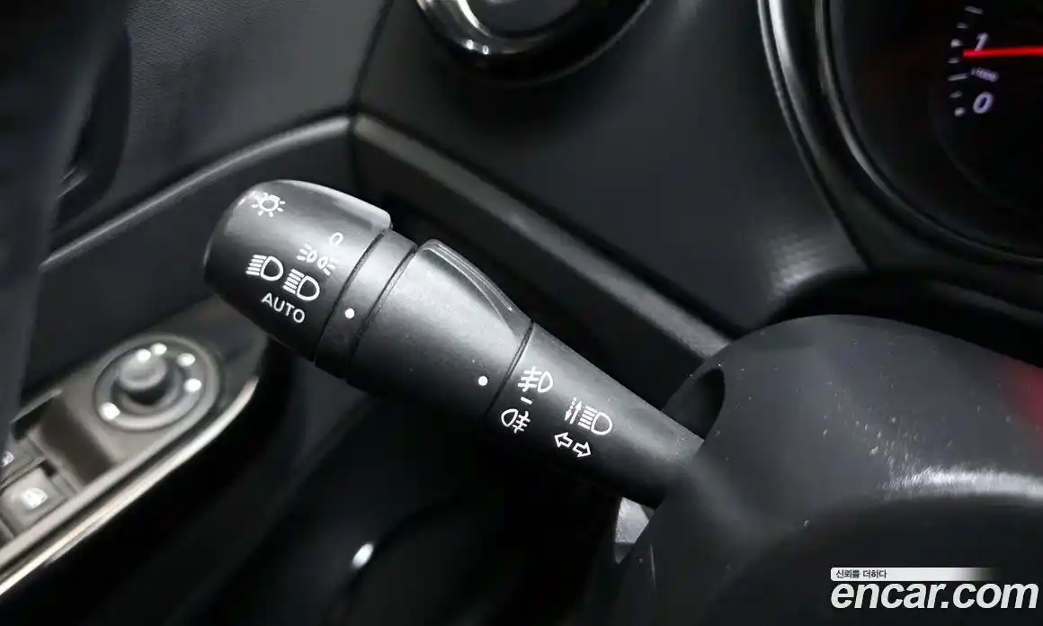 Renault QM3 2016 1.5 Автомат в Москве № 180060, фото 1