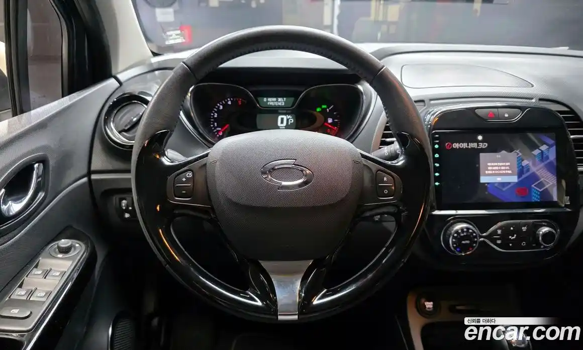 Renault QM3 2016 1.5 Автомат в Москве № 180060, фото 3