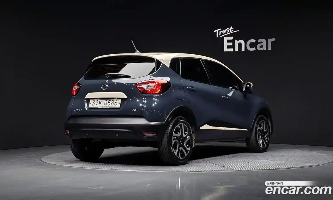 Renault QM3 2016 1.5 Автомат в Москве № 180060, фото 7