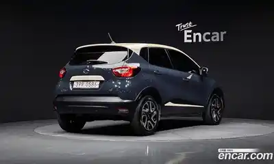 Renault QM3 2016 1.5 Автомат в Москве № 180060, миниатюра 7