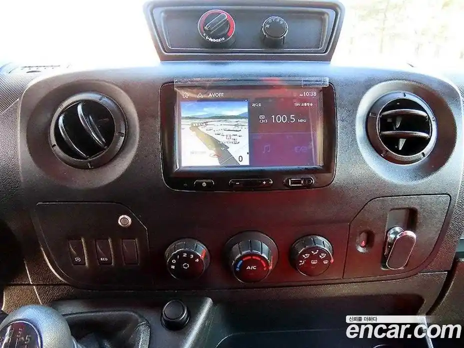 Renault Master 2019 2.3 Механическая в Москве № 185576, фото 12