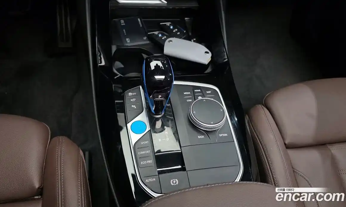 BMW iX3 2023 0.2 Автомат в Москве № 187130, фото 1