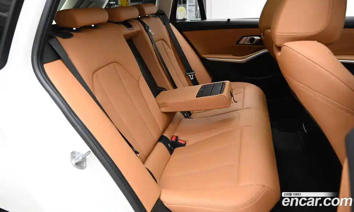 BMW 3-Series 2025 2.0 Автомат в Москве № 187322, фото 12