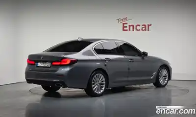 BMW 5-Series 2023 2.0 Автомат в Москве № 188163, миниатюра 2