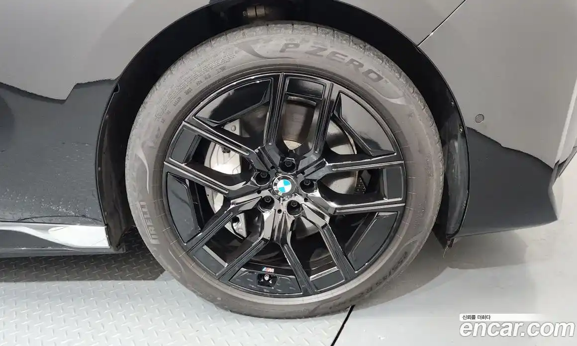 BMW i7 2023 0.3 Автомат в Москве № 189350, фото 13