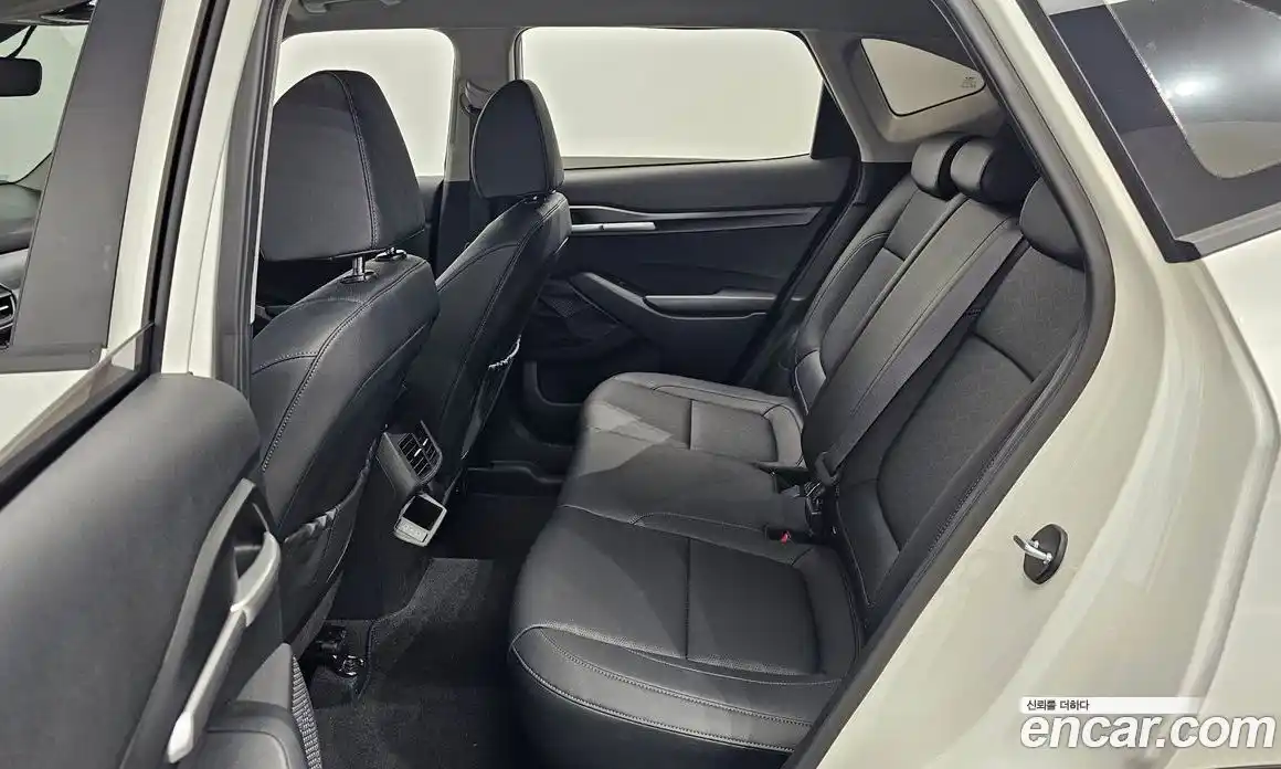 Kia Seltos 2024 1.6 Автомат в Москве № 190142, фото 11