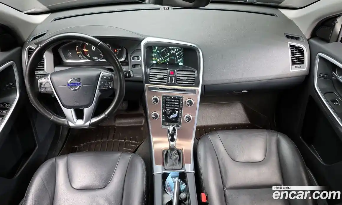 Volvo XC60 2017 2.0 Автомат в Москве № 190881, фото 18