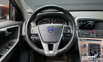 Volvo XC60 2017 2.0 Автомат в Москве № 190881, миниатюра 7