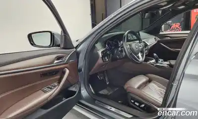 BMW 5-Series 2018 2.0 Автомат в Москве № 192719, миниатюра 11