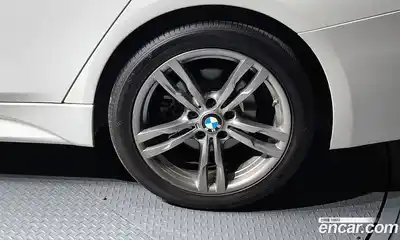BMW 3-Series 2017 2.0 Автомат в Москве № 193051, миниатюра 9