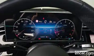 Mercedes-Benz E-Class 2024 2.0 Автомат в Москве № 193855, миниатюра 9