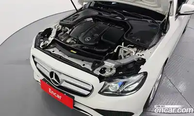 Mercedes-Benz E-Class, 2017
