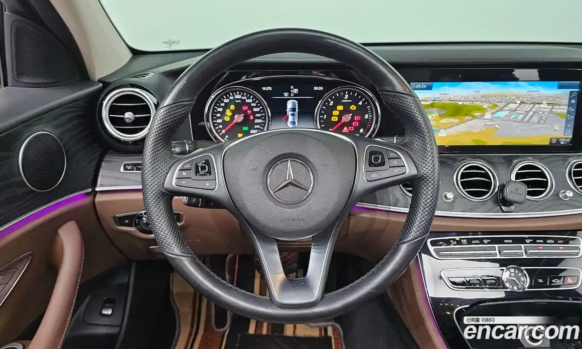 Mercedes-Benz E-Class 2017 1.9 Автомат в Москве № 194653, фото 13