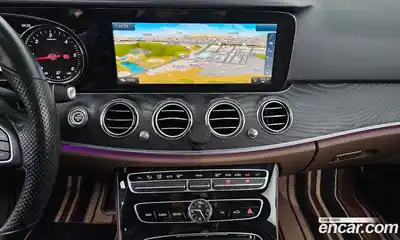 Mercedes-Benz E-Class 2017 1.9 Автомат в Москве № 194653, миниатюра 5