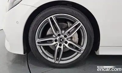 Mercedes-Benz E-Class 2018 1.9 Автомат в Москве № 195163, миниатюра 2