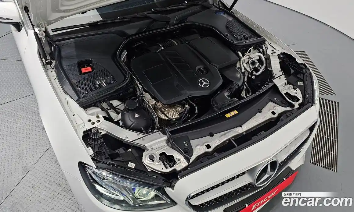 Mercedes-Benz E-Class 2018 1.9 Автомат в Москве № 195163, фото 8