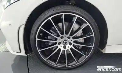 Mercedes-Benz CLS-Class 2021 3.0 Автомат в Москве № 195525, миниатюра 2