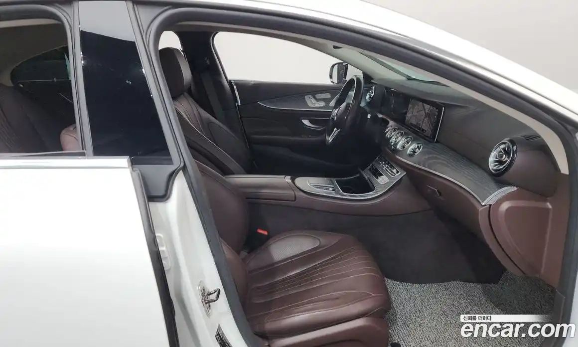 Mercedes-Benz CLS-Class 2021 3.0 Автомат в Москве № 195525, фото 10