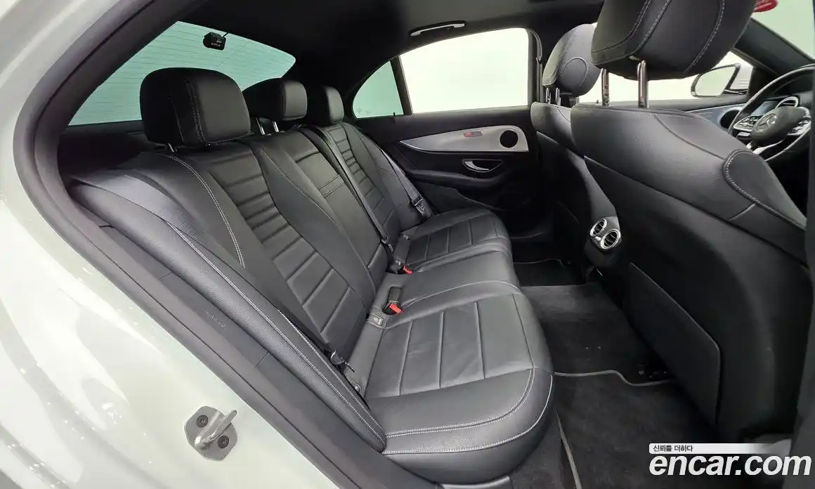 Mercedes-Benz E-Class 2020 2.0 Автомат в Москве № 195534, фото 15