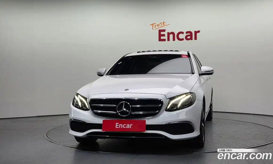 Mercedes-Benz E-Class 2020 2.0 Автомат в Москве № 195534, фото 19