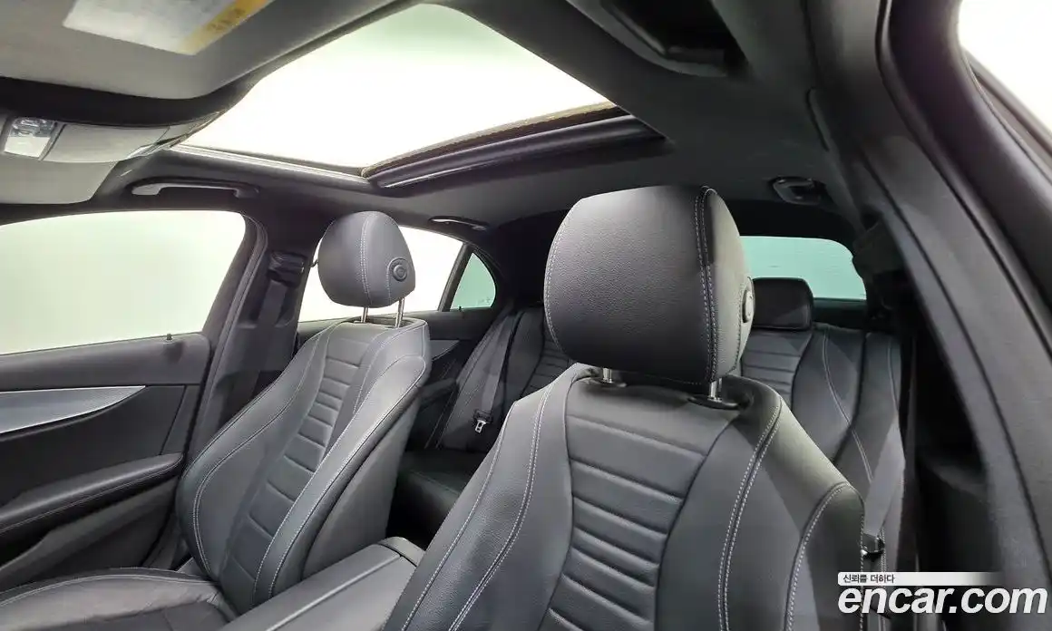 Mercedes-Benz E-Class 2020 2.0 Автомат в Москве № 195534, фото 5