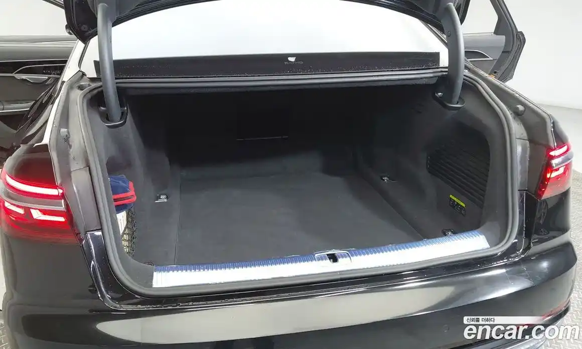 Audi A8 2021 3.0 Автомат в Москве № 196759, фото 19