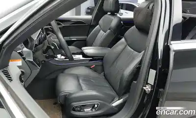 Audi A8 2021 3.0 Автомат в Москве № 196759, миниатюра 10