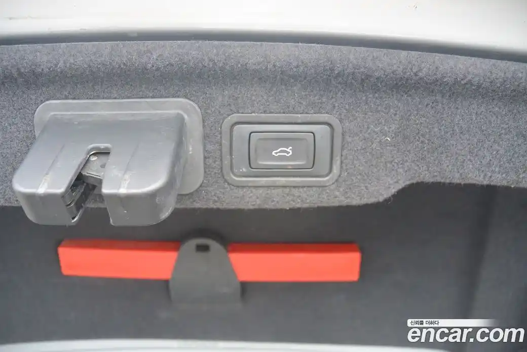 Audi A8 2014 3.0 Автомат в Москве № 196892, фото 14