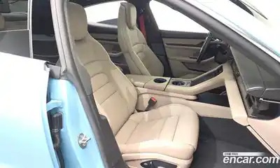 Porsche Taycan 2022 0.1 Автомат в Москве № 197458, миниатюра 12