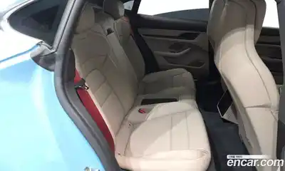 Porsche Taycan 2022 0.1 Автомат в Москве № 197458, миниатюра 9