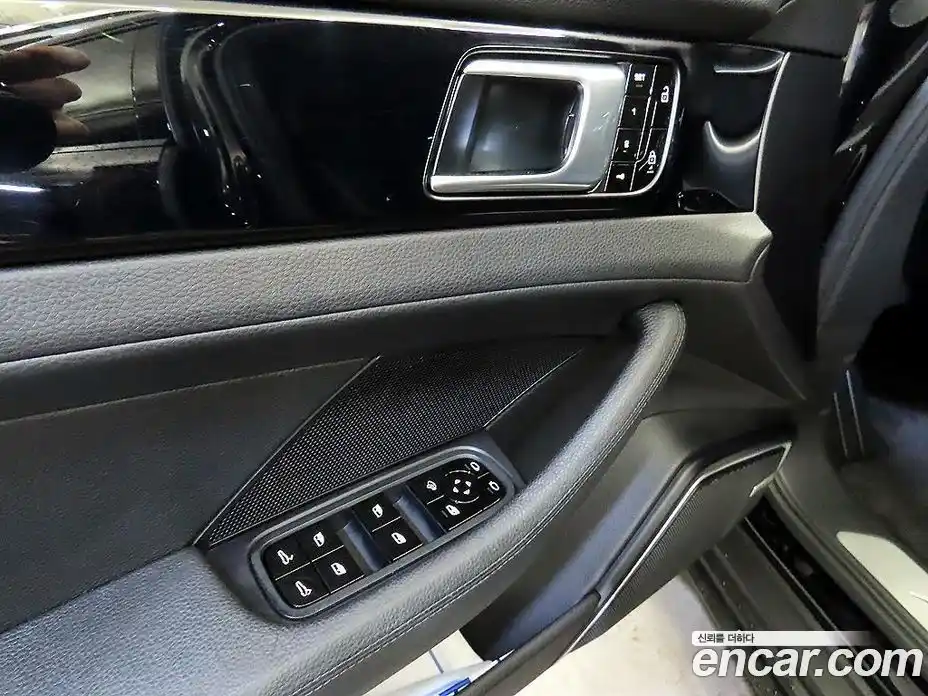 Porsche Panamera 2019 3.0 Автомат в Москве № 197979, фото 13