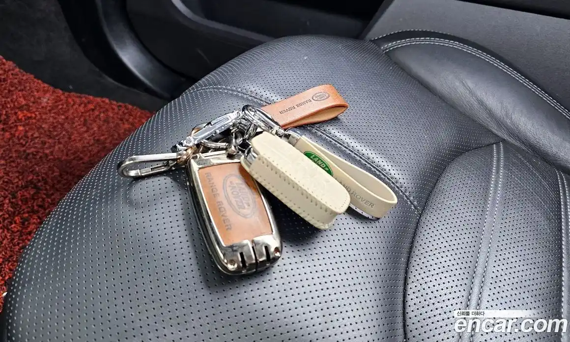 Land Rover Range-Rover Evoque 2017 2.0 Автомат в Москве № 198172, фото 14