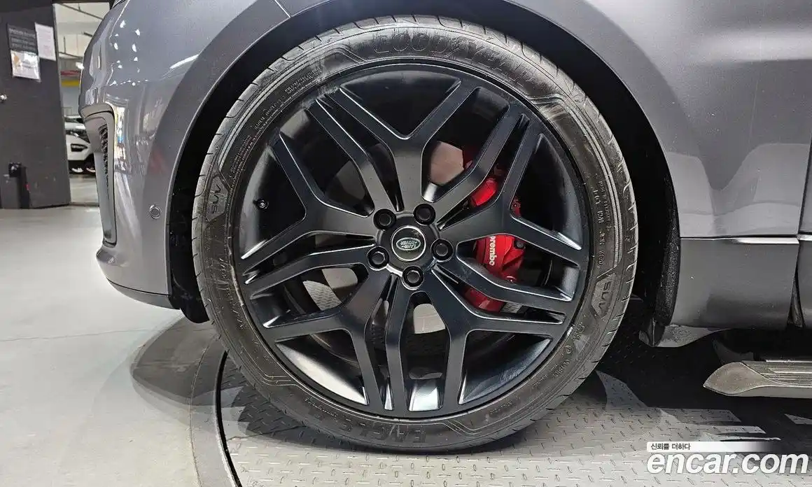 Land Rover Range-Rover Sport 2017 3.0 Автомат в Москве № 198174, фото 3