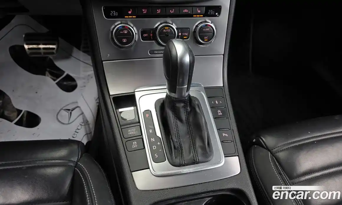 Volkswagen CC 2015 2.0 Автомат в Москве № 199232, фото 3