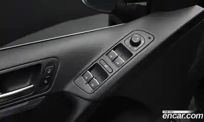 Volkswagen Tiguan 2016 2.0 Автомат в Москве № 199266, миниатюра 11