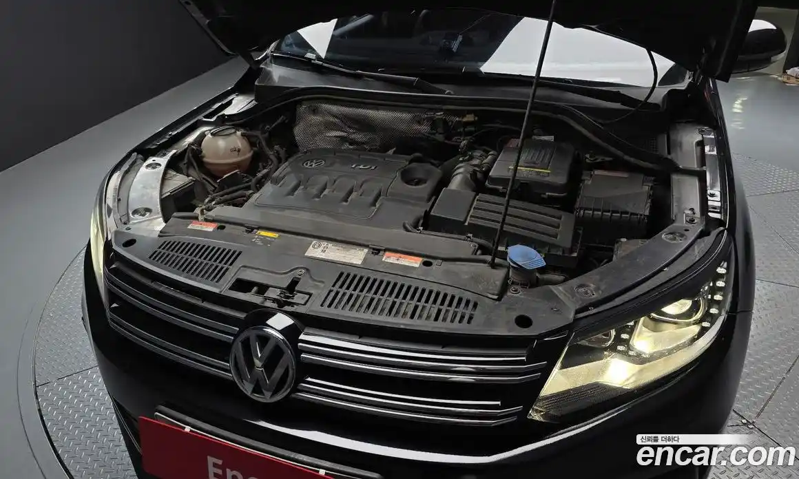 Volkswagen Tiguan 2016 2.0 Автомат в Москве № 199266, фото 18