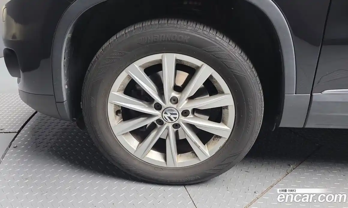 Volkswagen Tiguan 2016 2.0 Автомат в Москве № 199266, фото 19