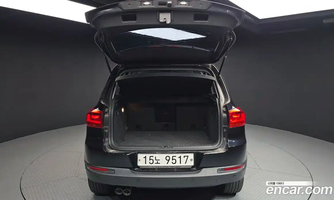 Volkswagen Tiguan 2016 2.0 Автомат в Москве № 199266, фото 3